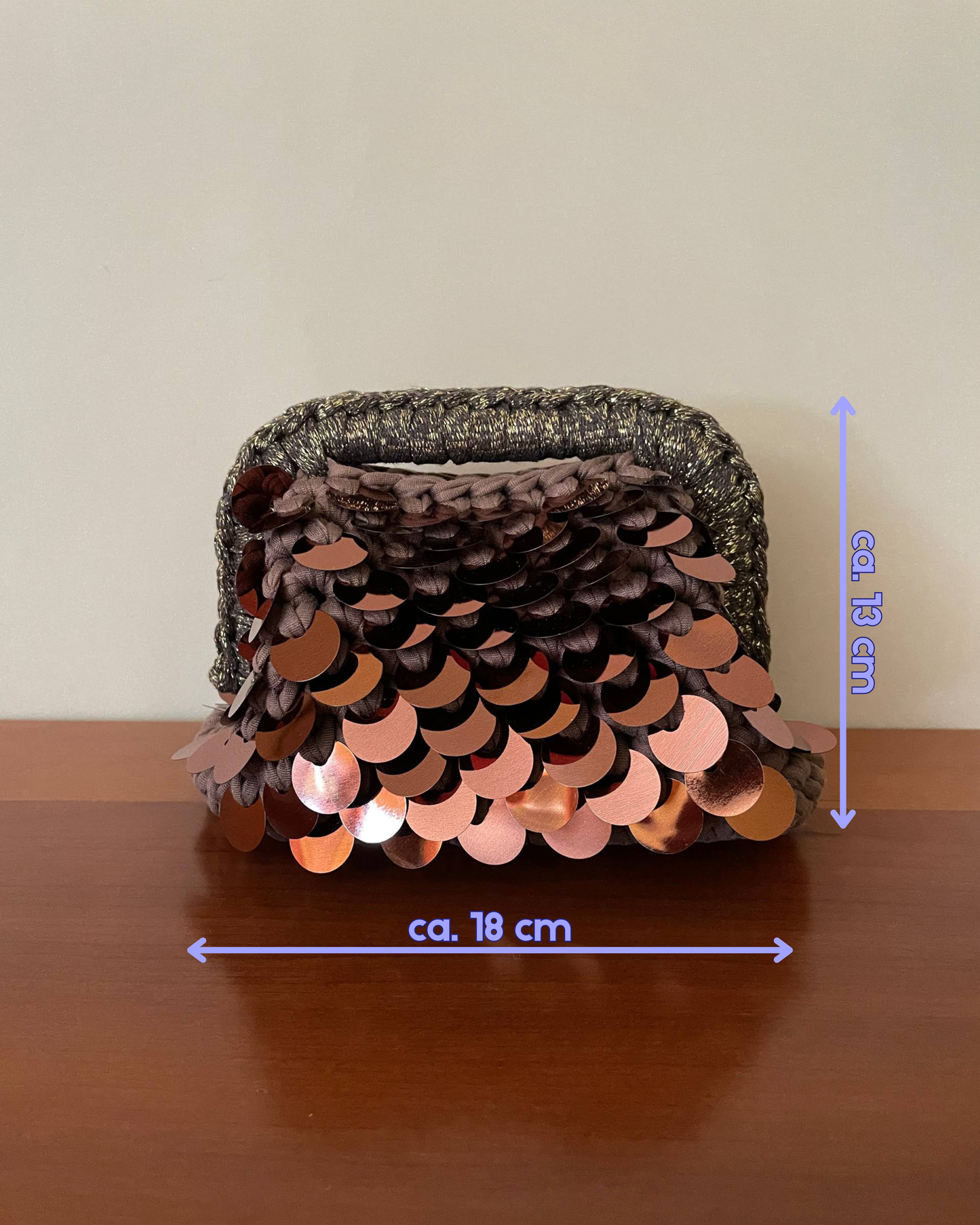 Borsa Crochet Handmade Marrone con Paillettes Bronzo