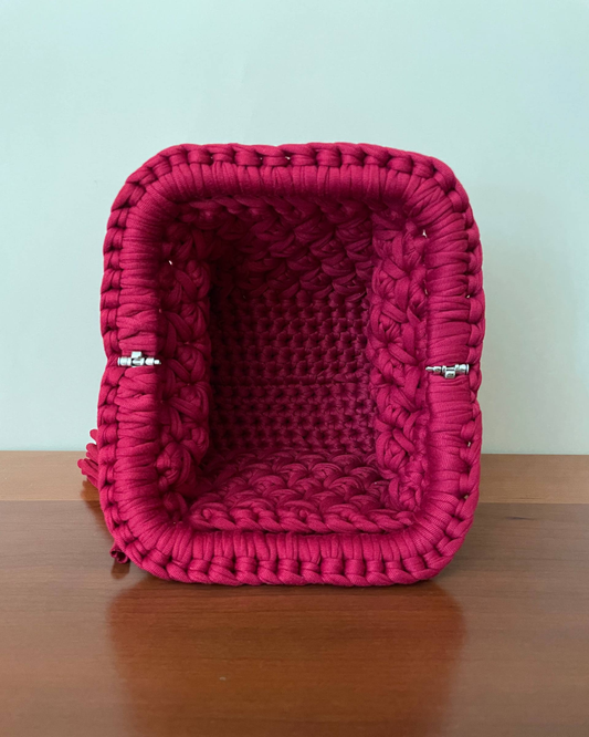 Borsa Crochet Handmade Bordeaux con Nappina Laterale Bordeaux